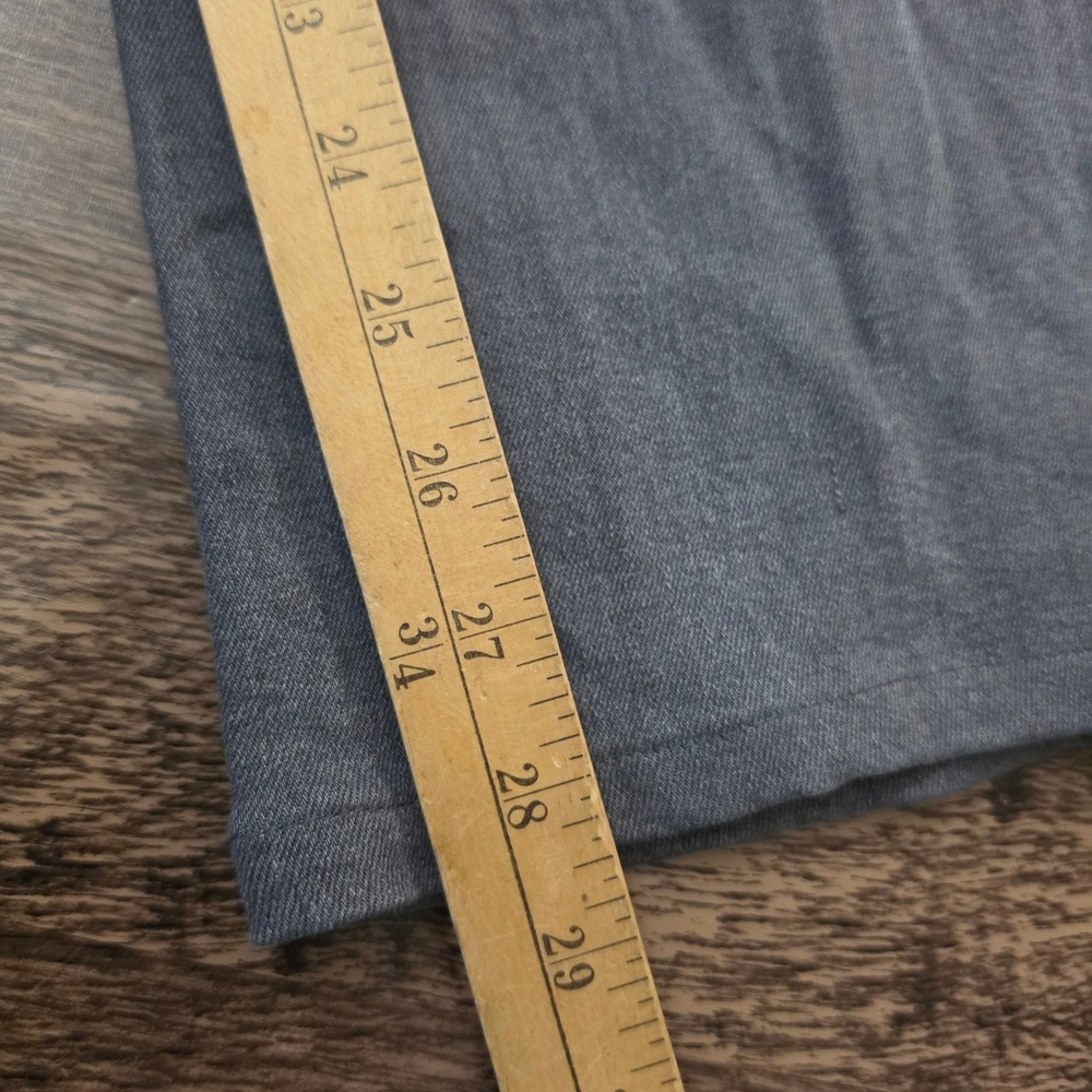 7 FOR ALL MANKIND Austyn Jeans Mens 33 Gray Relaxed Straight Leg Denim - Picture 2 of 6